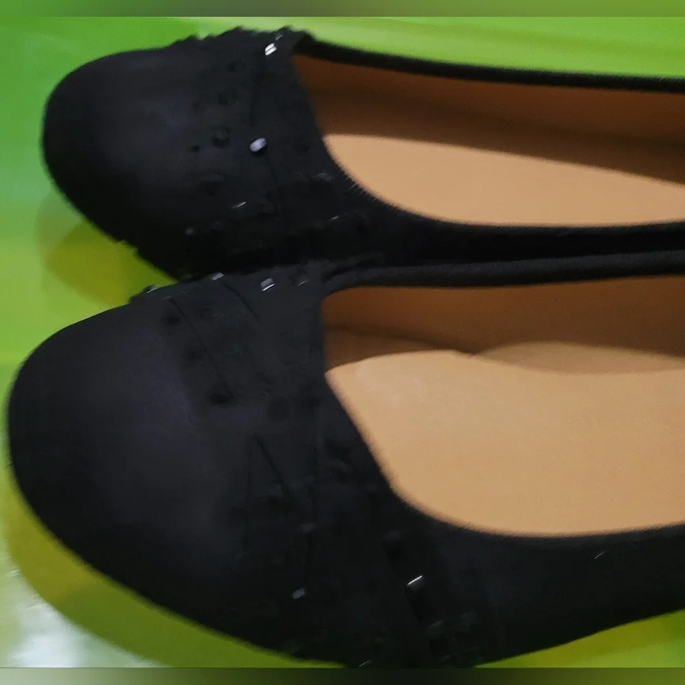 Rialto Black Women's Flats - Picture 10 of 12